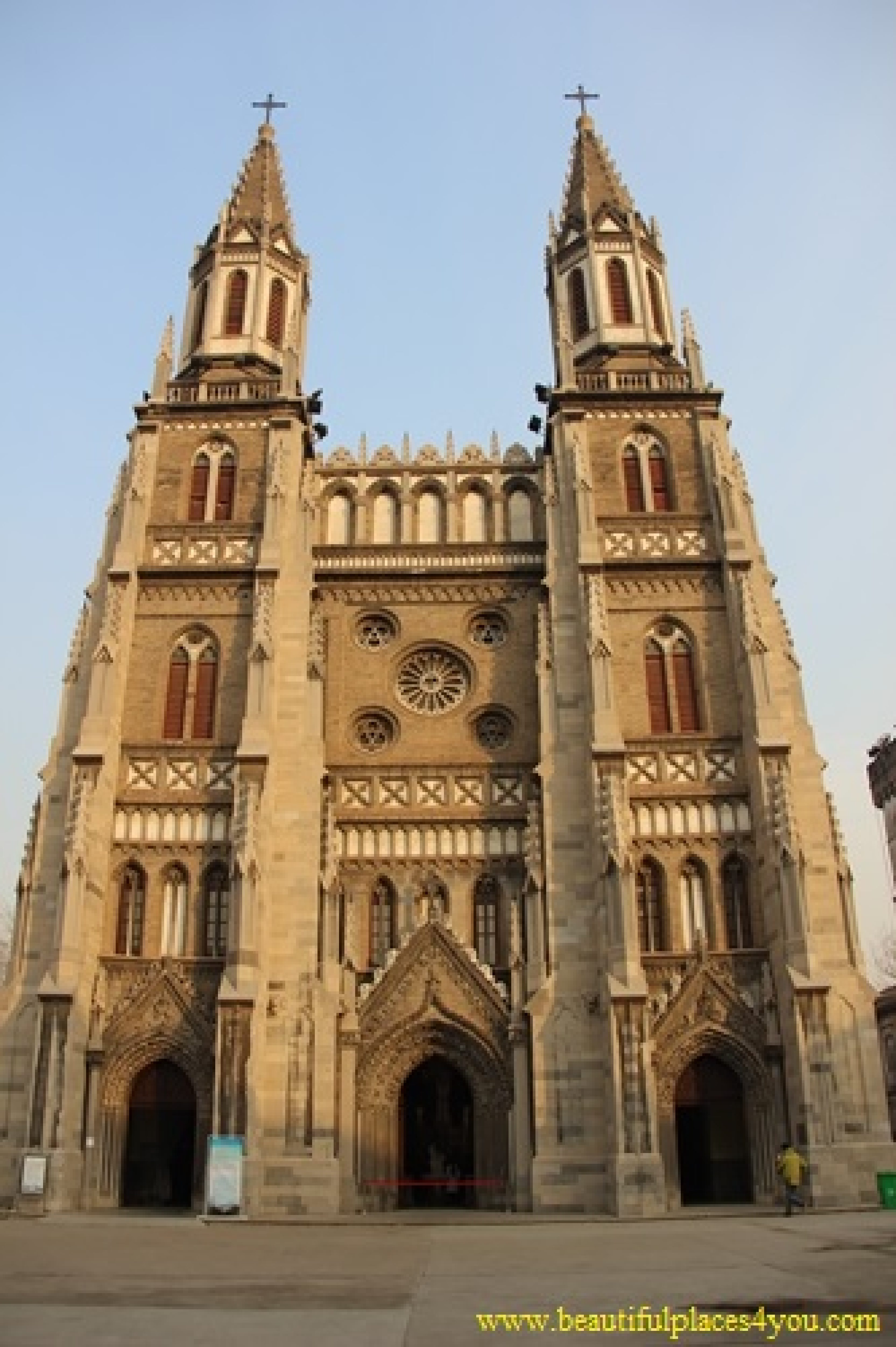 Jinan Hongjialou Sacred Heart Cathedral 1 Jinan Hongjialou Sacred Heart Cathedral 1